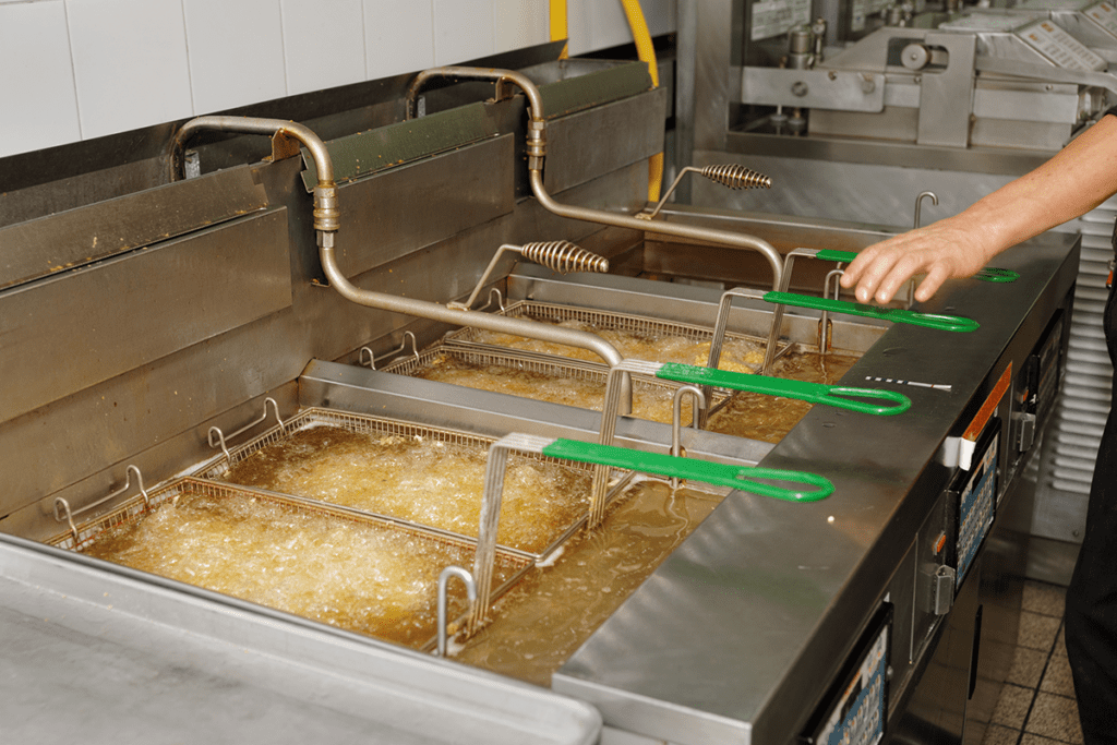 How to Clean a Grease Trap in a Restaurant