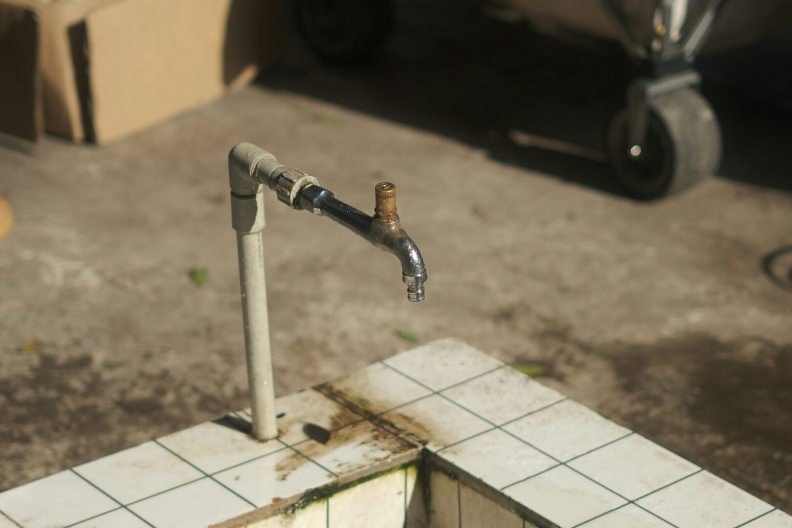 What Are the Signs Your French Drain Pipe Needs Cleaning Out?